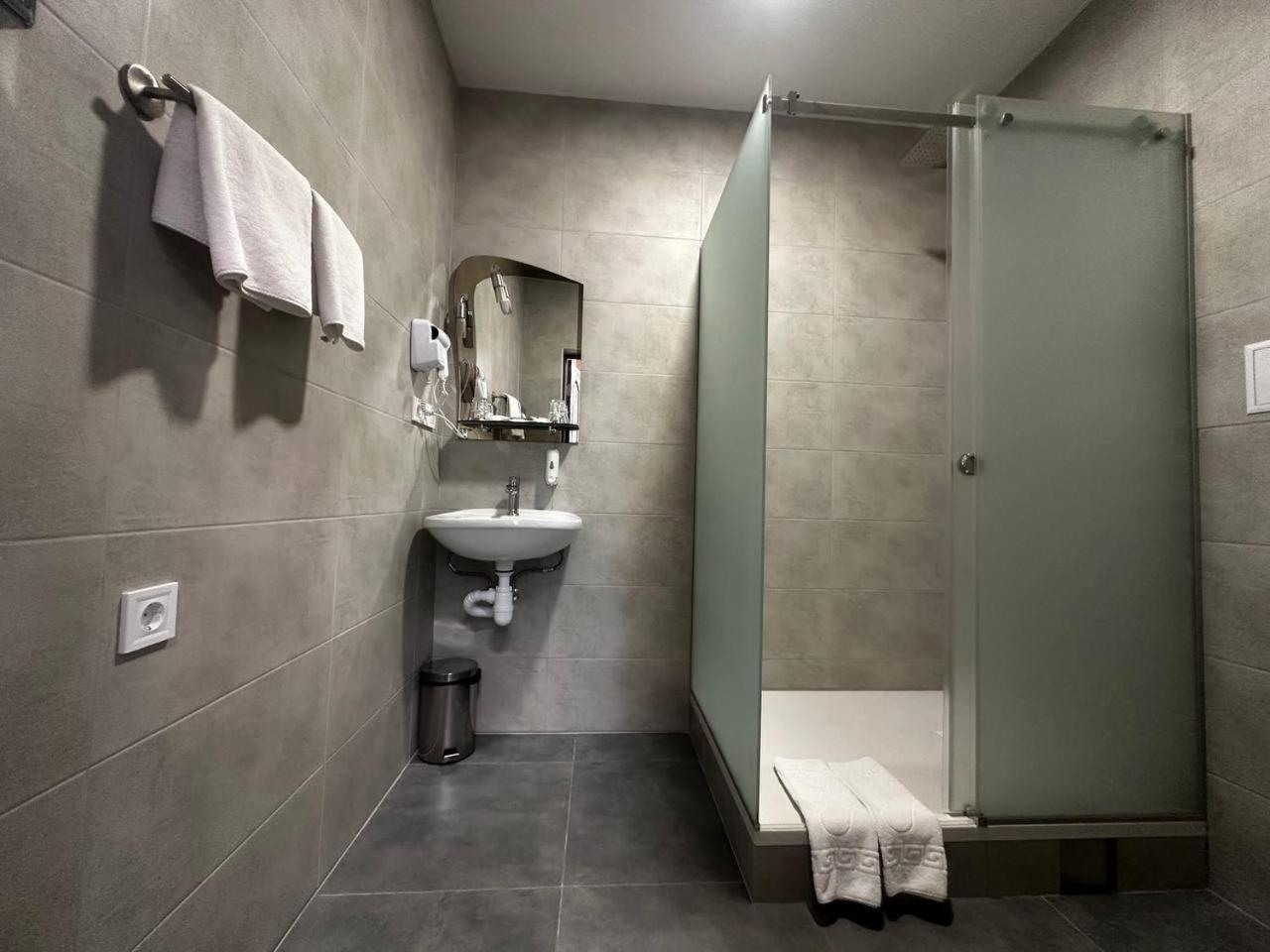 Hotel Express Корпус 2 Киев Экстерьер фото